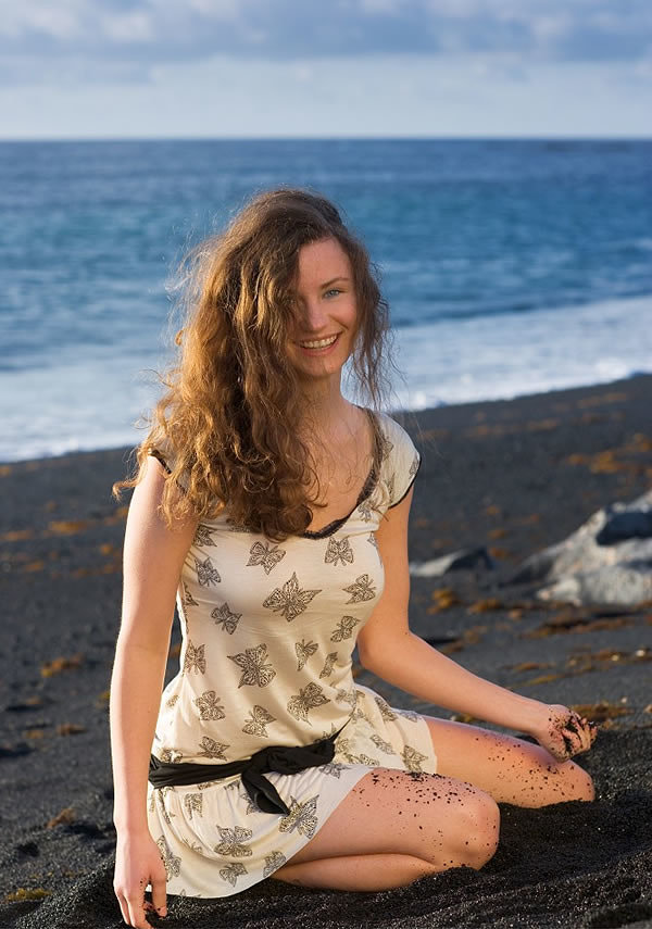 Елена, 23 года, 0 размер груди